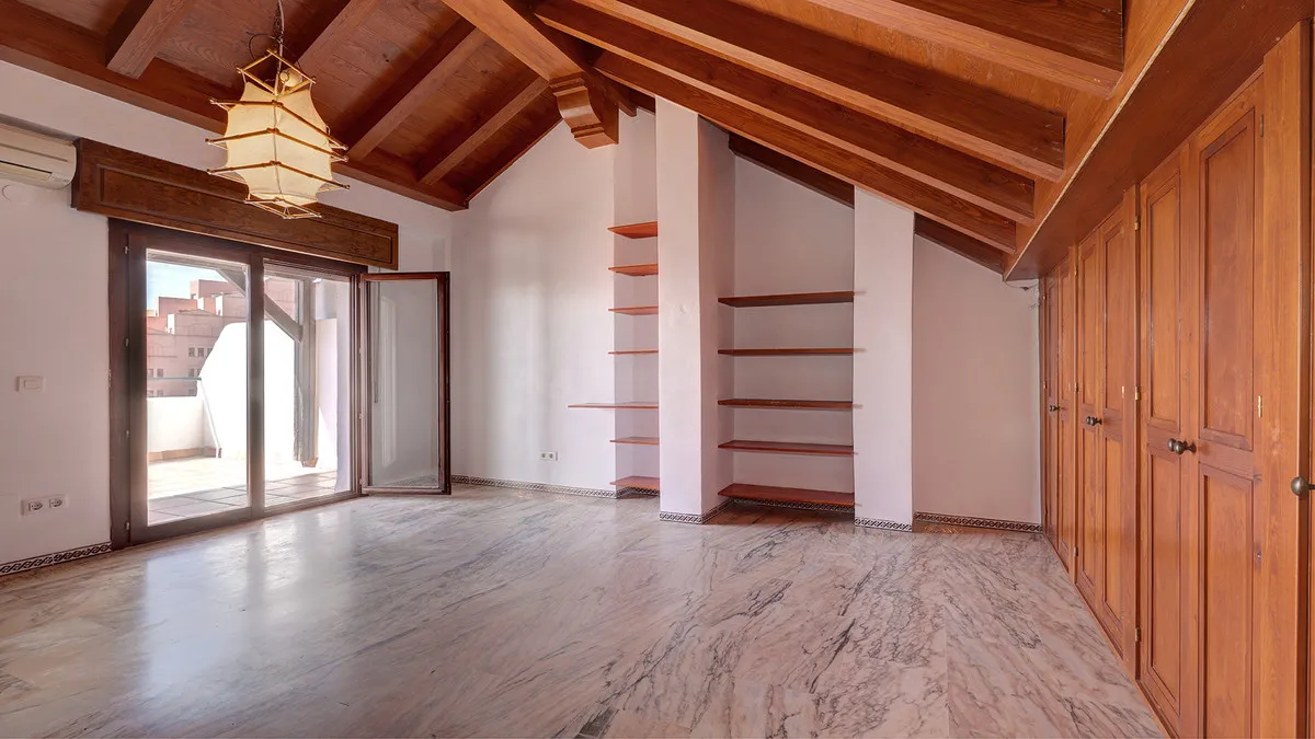 752e3a12-20cc-4c10-a246-86ce6f6b9f74