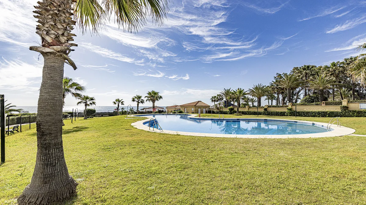 a70ef4b0-fb3b-4545-9c36-0b0d621aa5c5