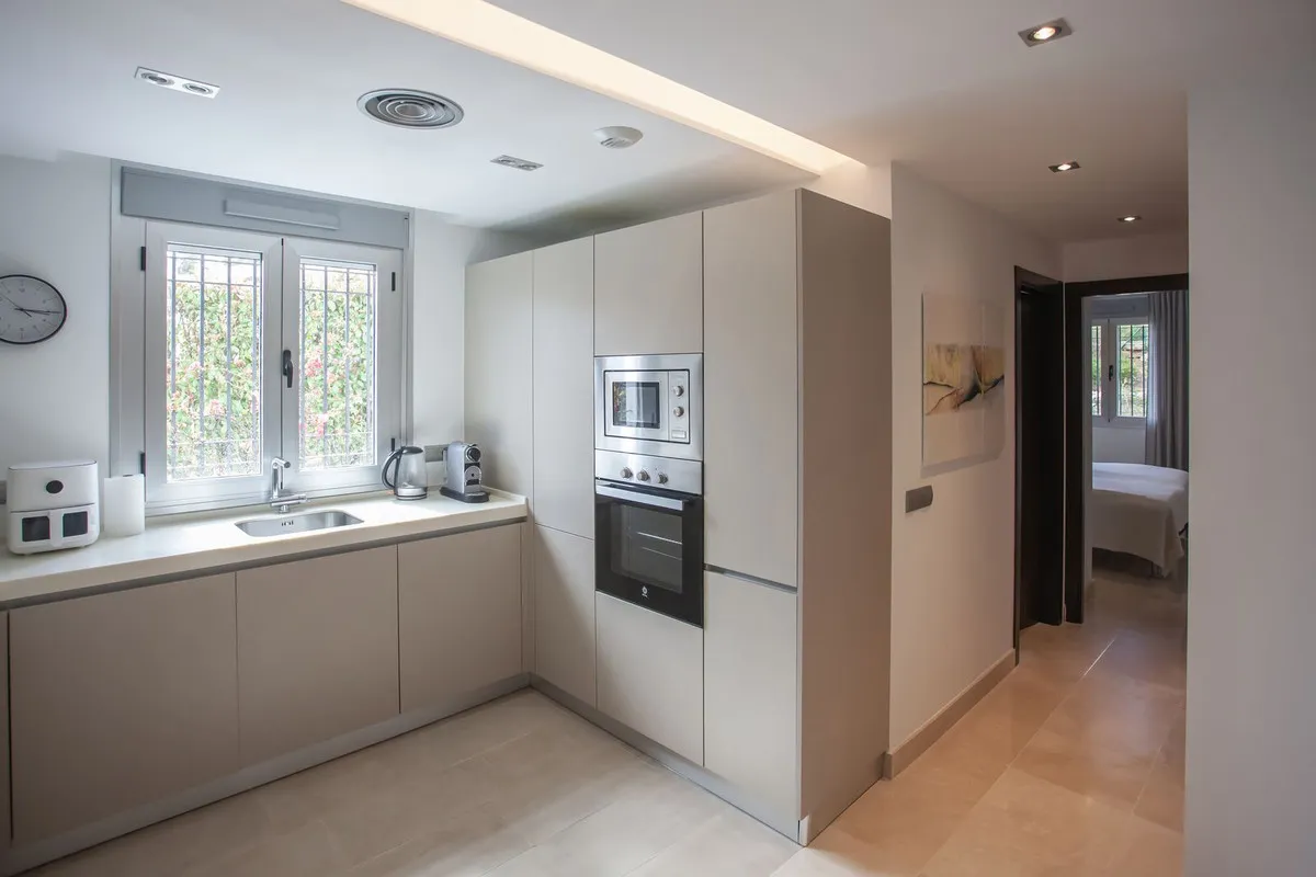 18d8e41a-fb8b-4dea-81ca-ec3427e73b0c