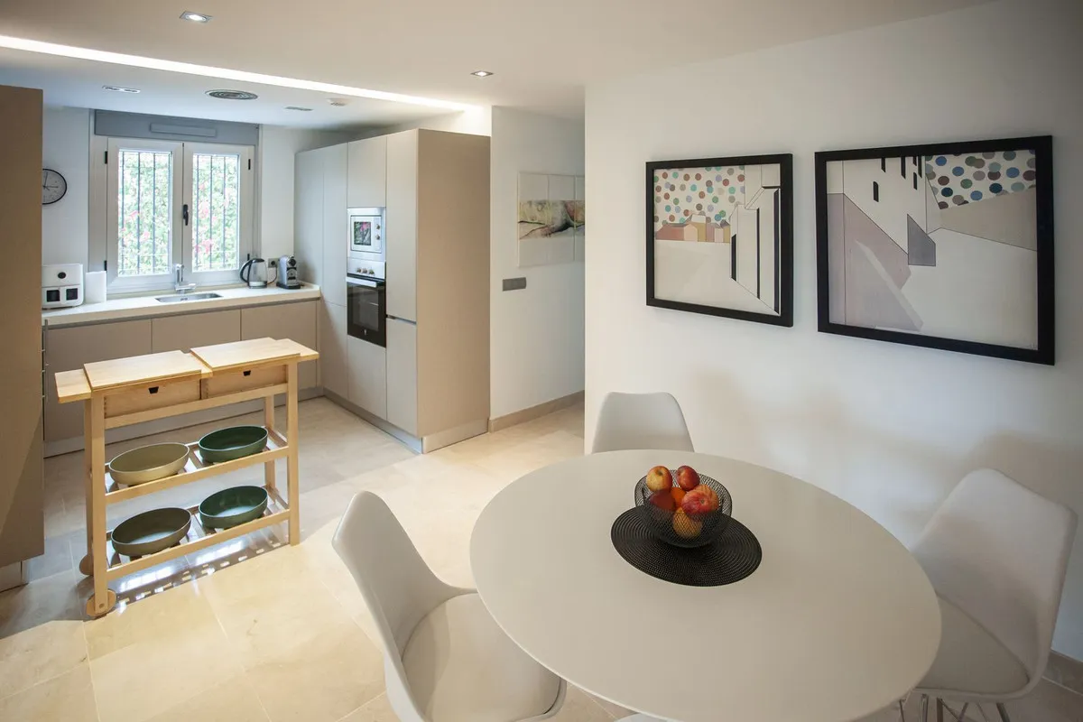 9b5bfbd5-650e-4a0e-a008-882ad66eb454