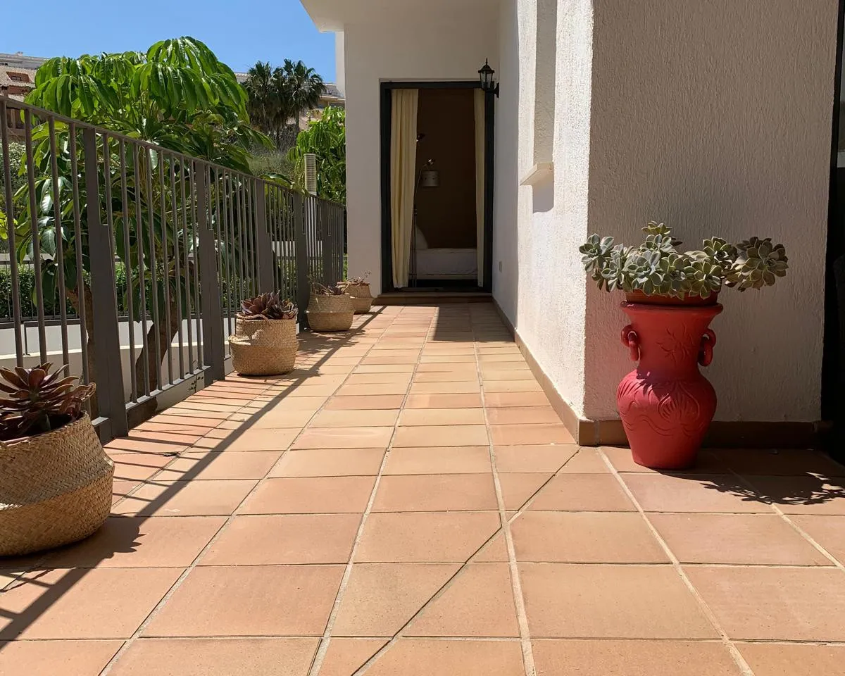 2b5a4894-cf55-4a9e-9edd-7249ba4307cd