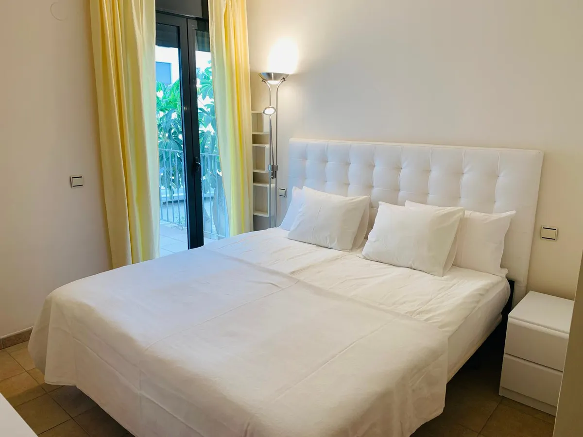 a5334e15-0e31-465b-9645-89dbf57b2547