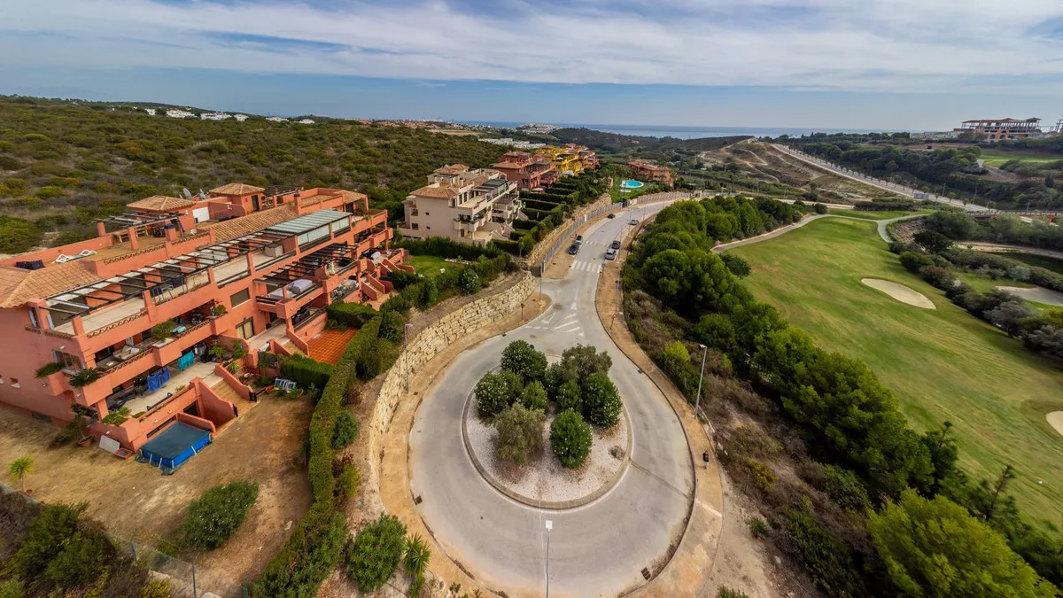 2e8f7ab0-9ae7-4271-9815-d780d88fe687