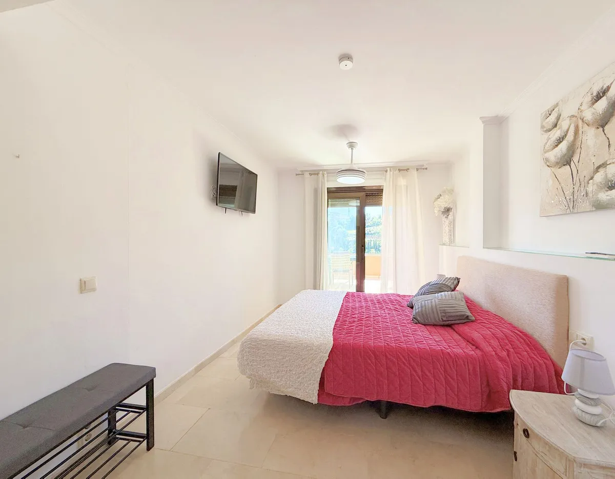 5268efe8-6711-4032-b9a6-89752041a561