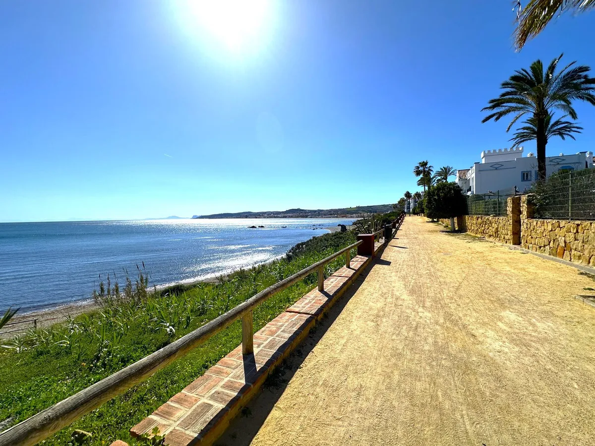 839f81cf-5d4f-4856-92c7-7ede3722385d