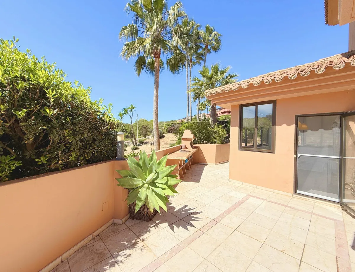 9c569733-1f9c-43a3-bf23-118fcb07da08