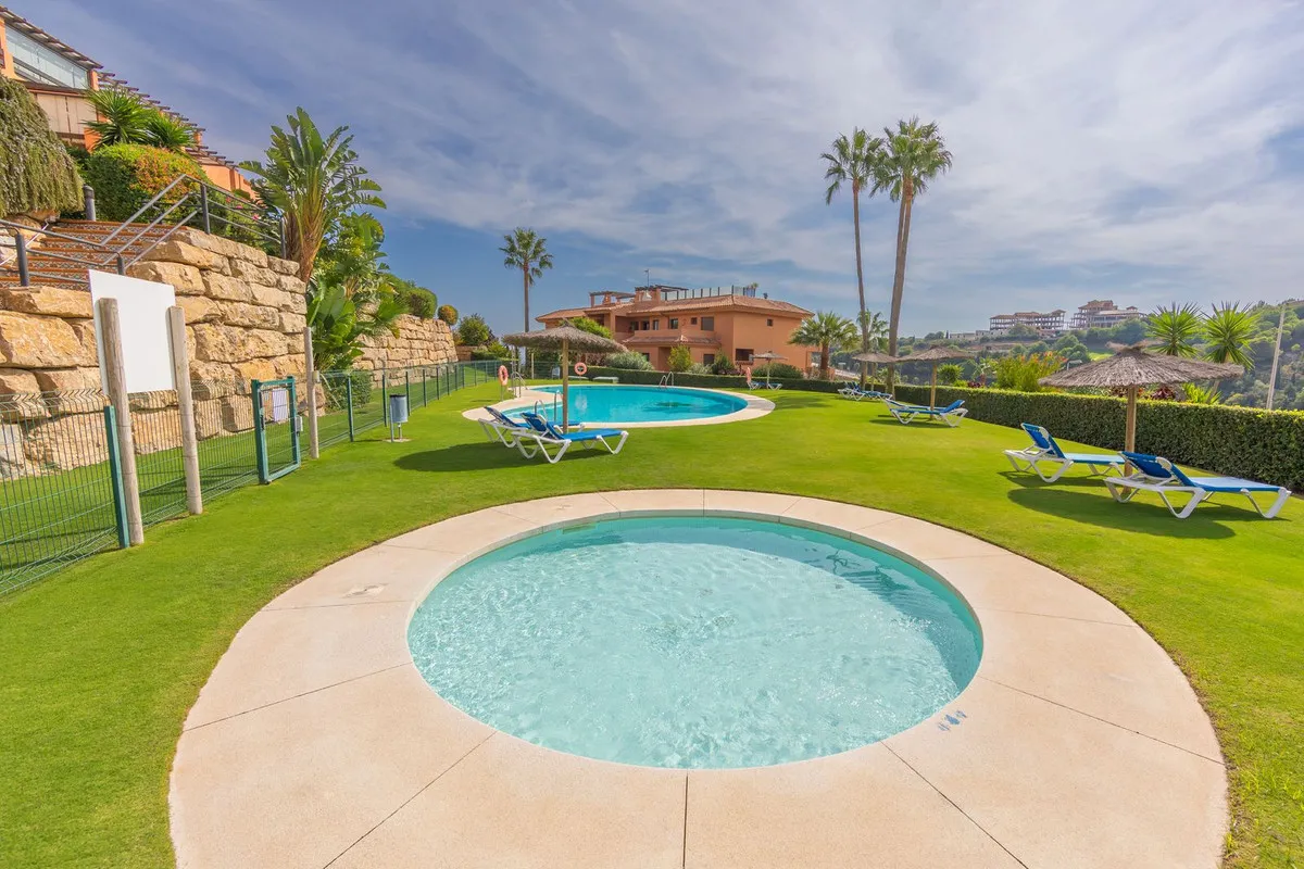 9f2f898b-2918-406d-aa2e-6ba8eb671ec7