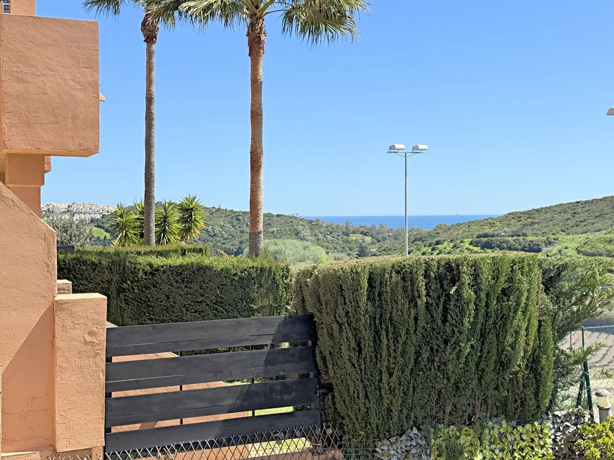 afd4a9e1-3018-4706-9f95-7184523e77fa