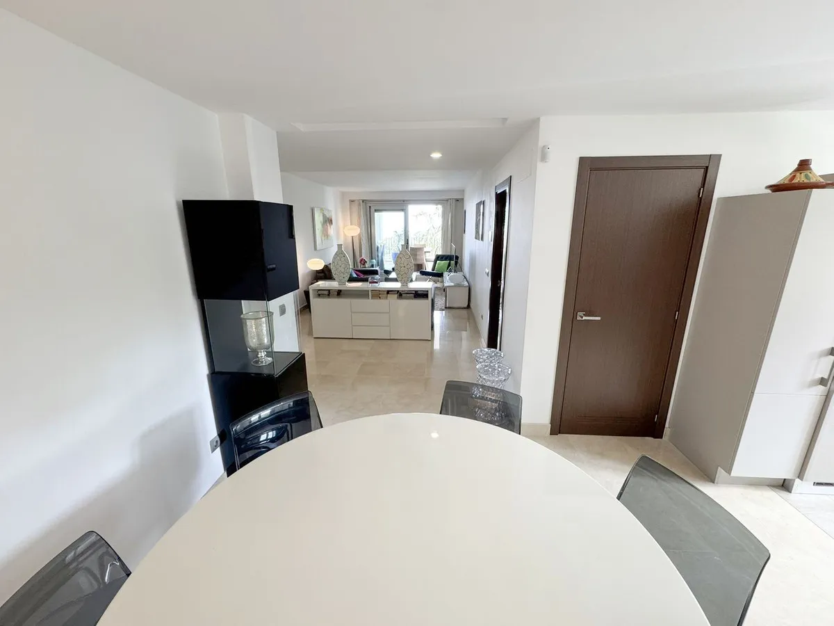 76c702a6-c6c7-4c18-83bd-db91d958ad61