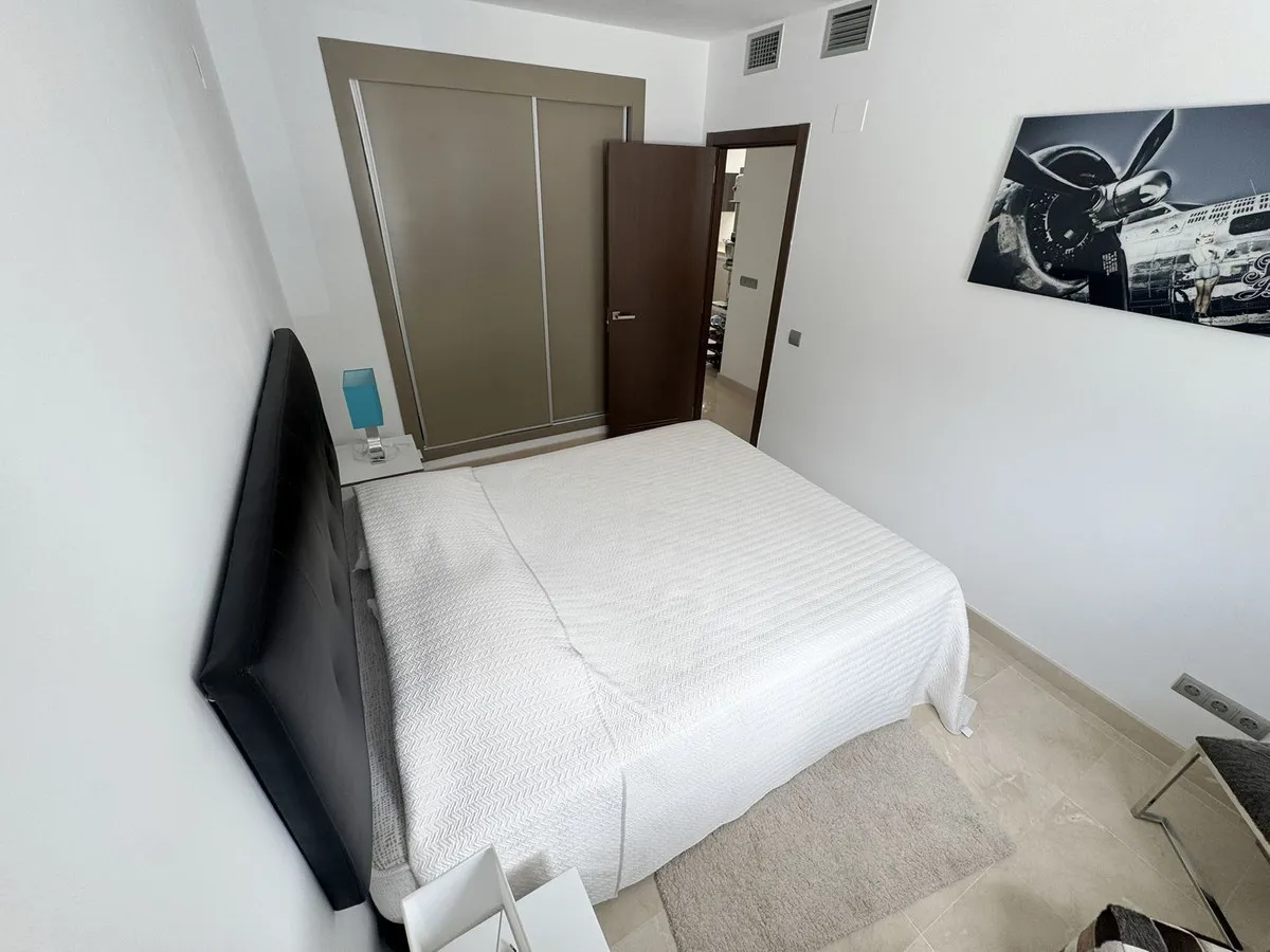 c0e5c943-3db4-40a6-af24-bffb62cb6af6