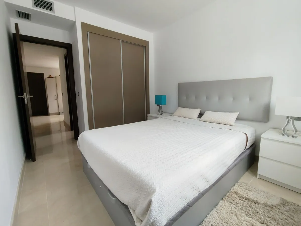 f74f2c15-cdf0-4357-85a5-6bd0024e82d9