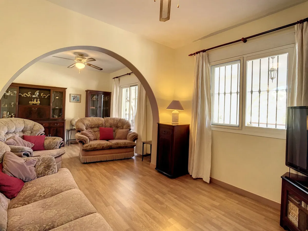 0111ef27-8578-4485-94f6-ead947172034