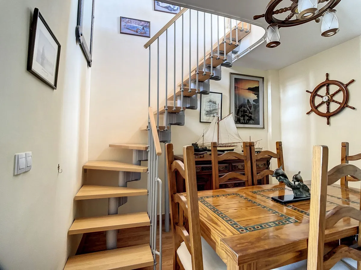 4e957b98-b108-4d52-8dbb-4a3552297cdc