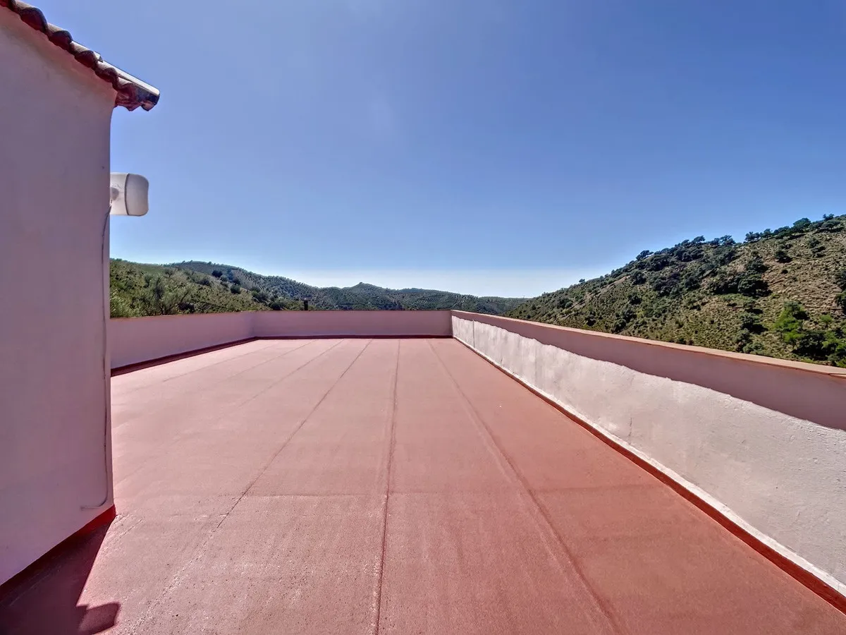 b10b9aec-eec0-4eb9-8d03-07f261c2356e