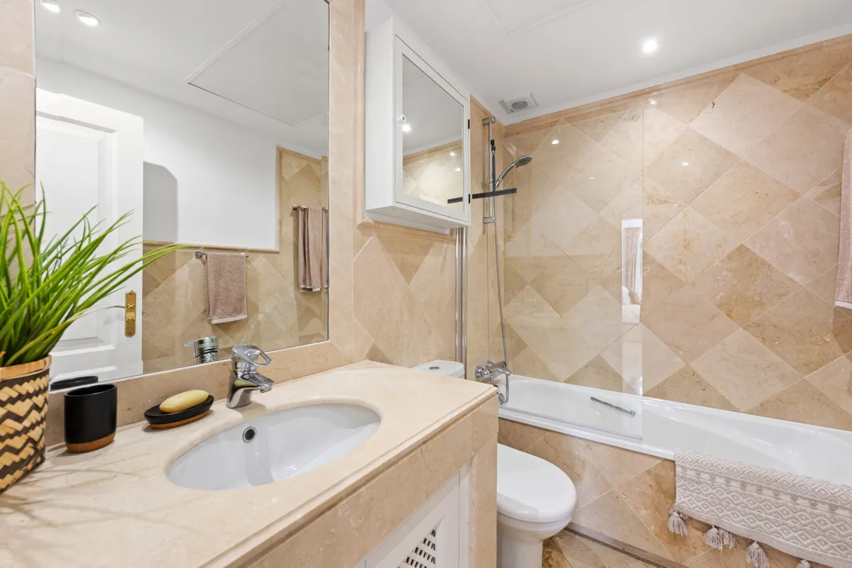 14427f6c-cc2d-43af-8852-a39c0bd04f42