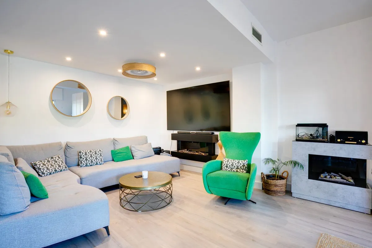 31f4364d-8829-4615-8866-f888c94aecb6