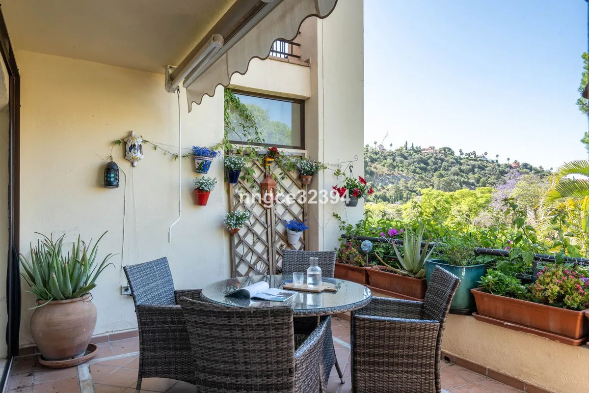 060b25e2-9182-4a19-ba31-bdc3ccb2150b