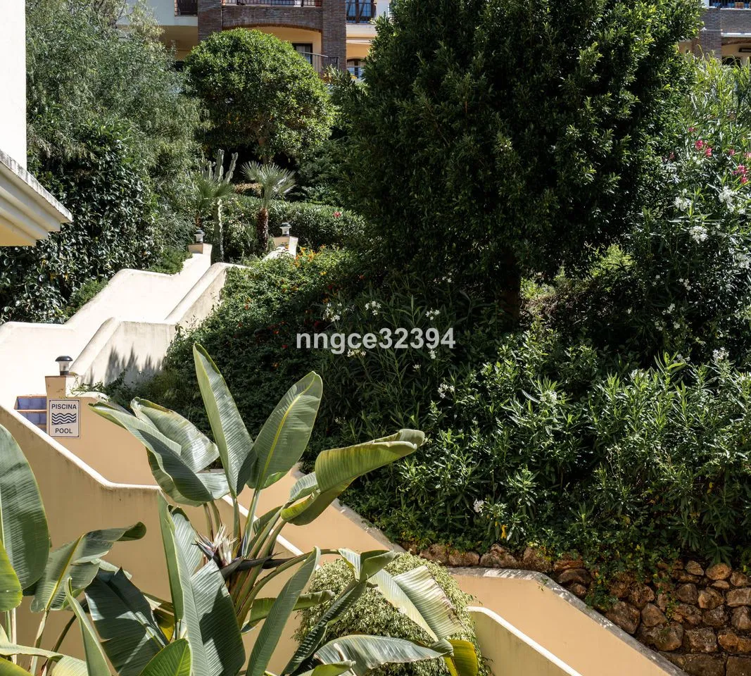 bb046f68-aaf4-4b67-ad3c-eef17839064d