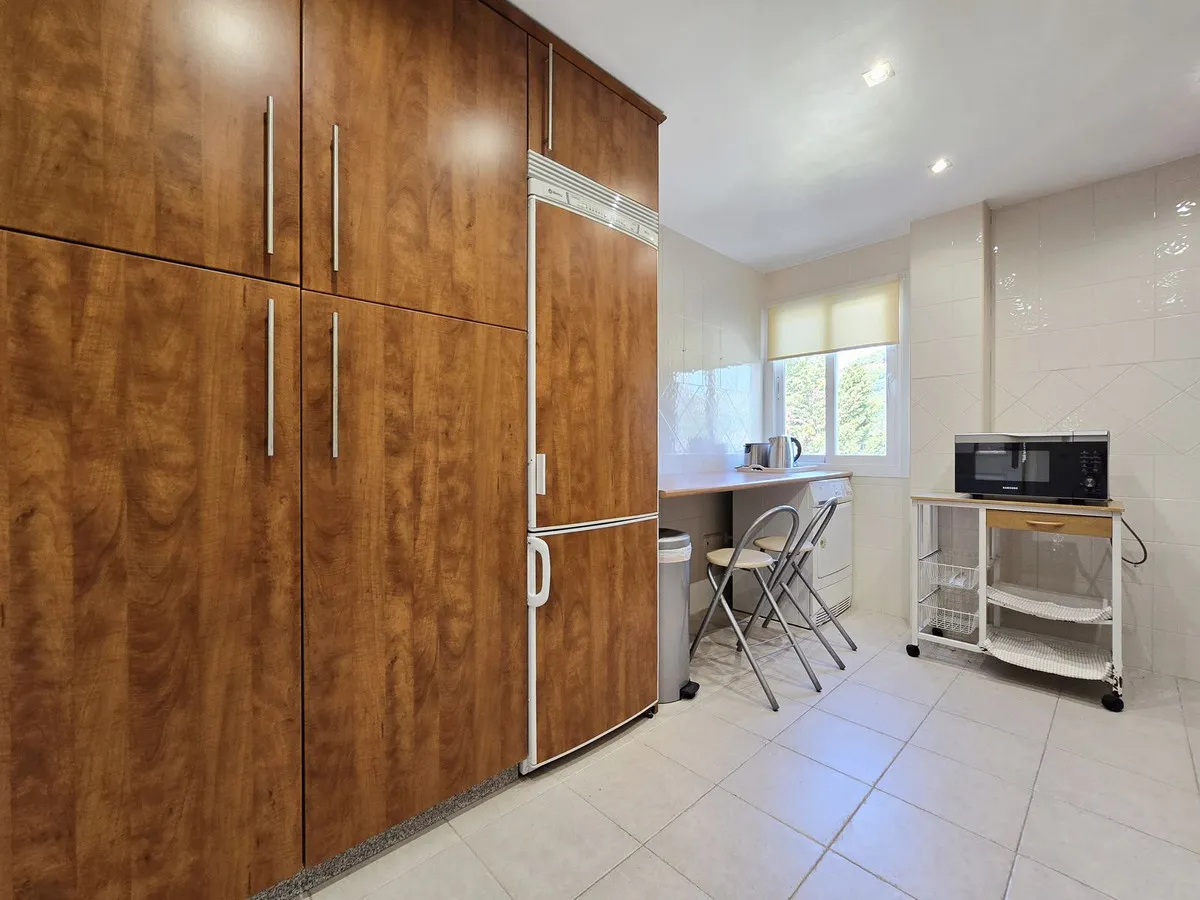 c4814c29-2949-42cd-a511-b329e8cd96b4