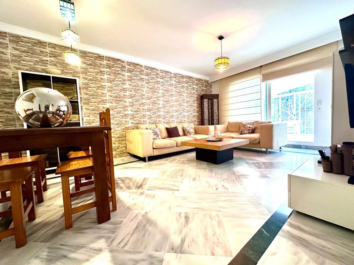 1295efdf-45a9-48fb-a651-71afc71a2527