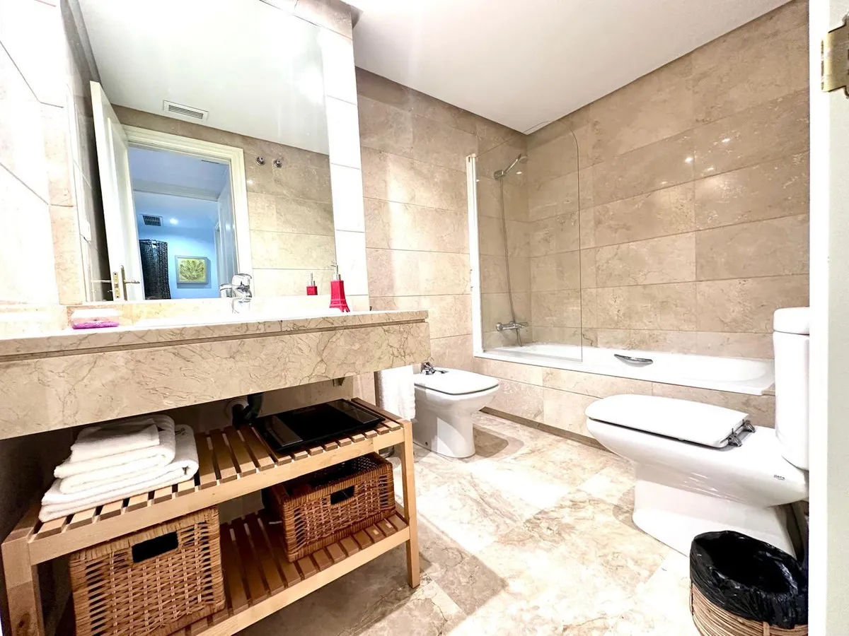 36e7d8b3-9137-491e-8019-27a0490a82ee