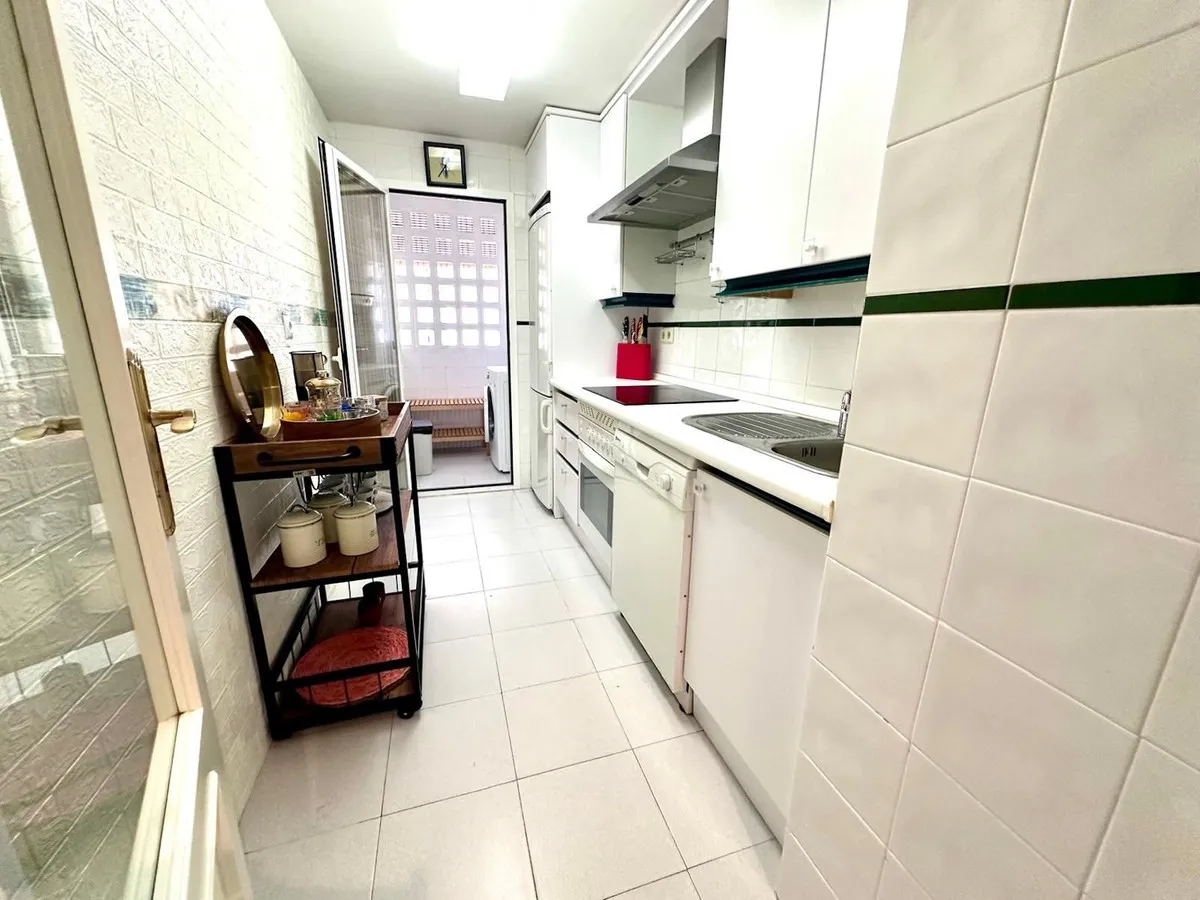 5c380ba6-4673-49d1-a7c9-0abb34f9b694