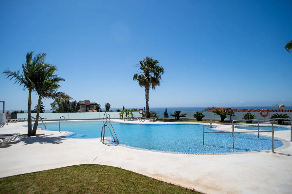 162d2701-5122-43c2-bbce-9c82d4db849f