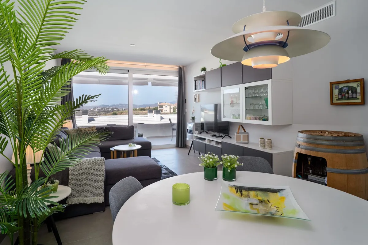 55374bb1-51fb-436c-89dd-90cd538e375e