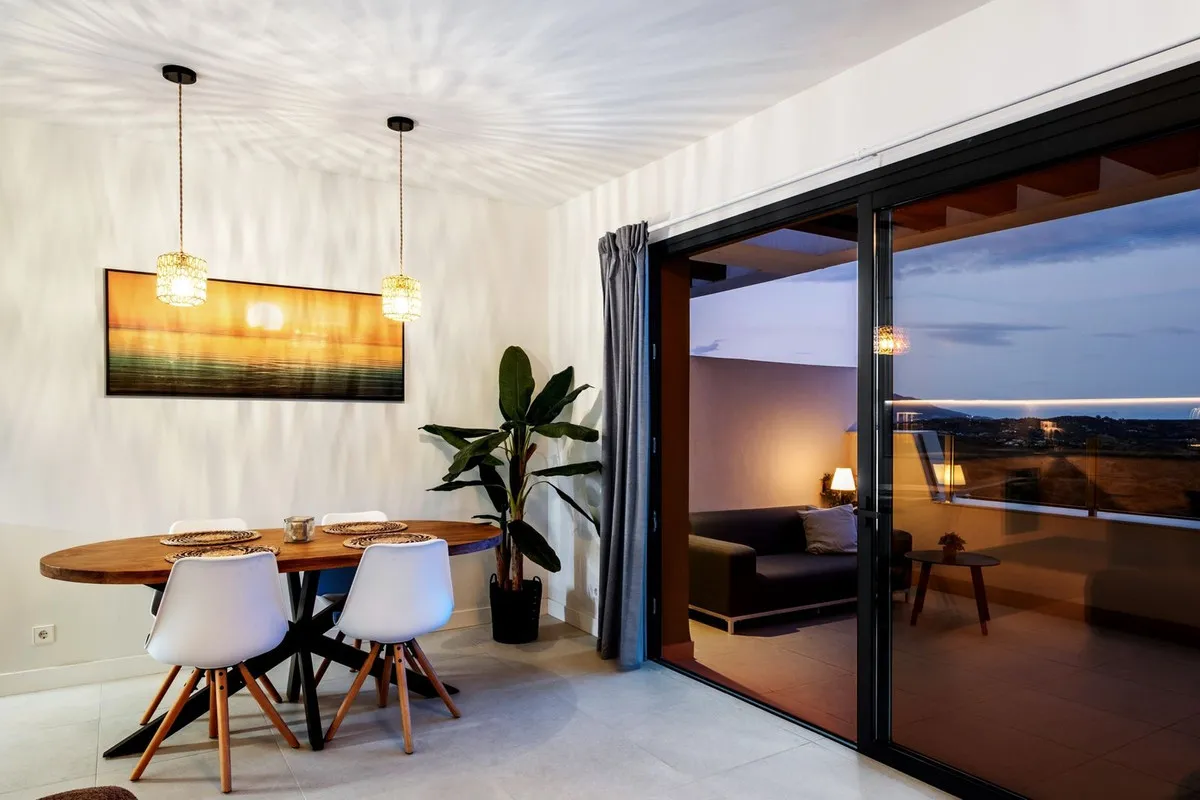 2c50fa0f-c9c4-487b-8bac-54d9f09b2c12