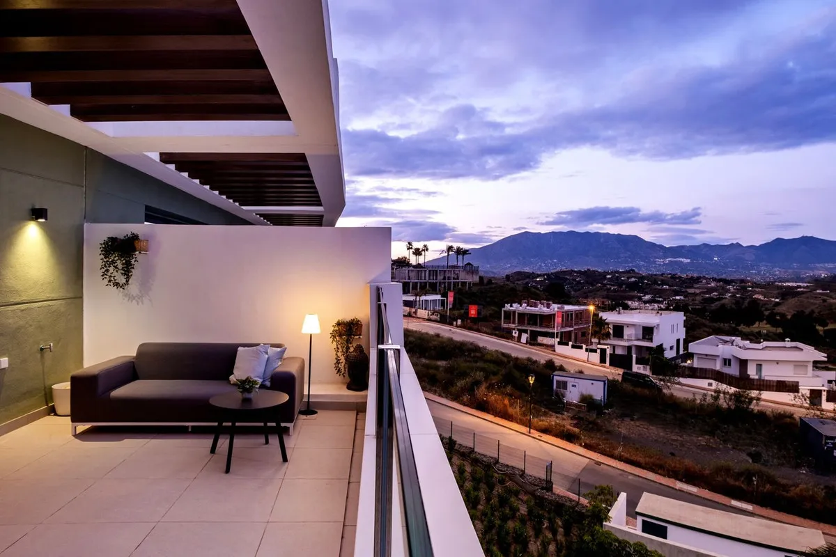 66c1c18a-dac8-4d70-85d1-c9961a2ed80d