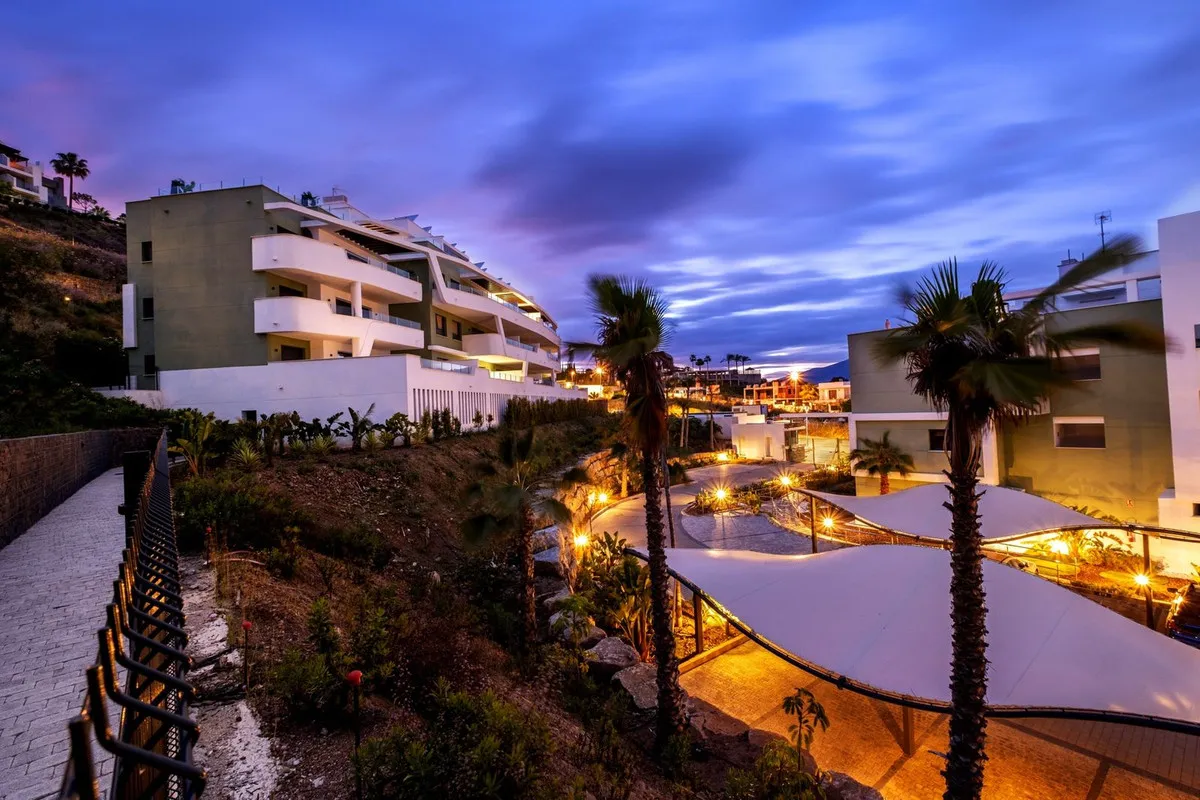 7d829652-794c-473e-8137-ee0a05e53b9b