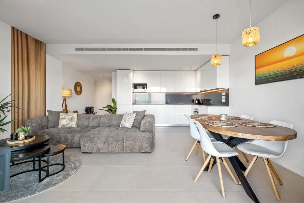 9e3a6d62-c02c-4793-bf03-0235753195a5