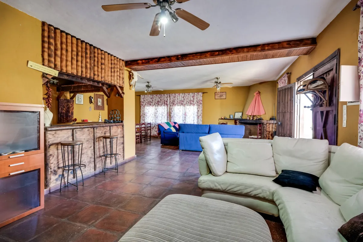 004a0efa-e699-4bed-999e-c72c043446ff