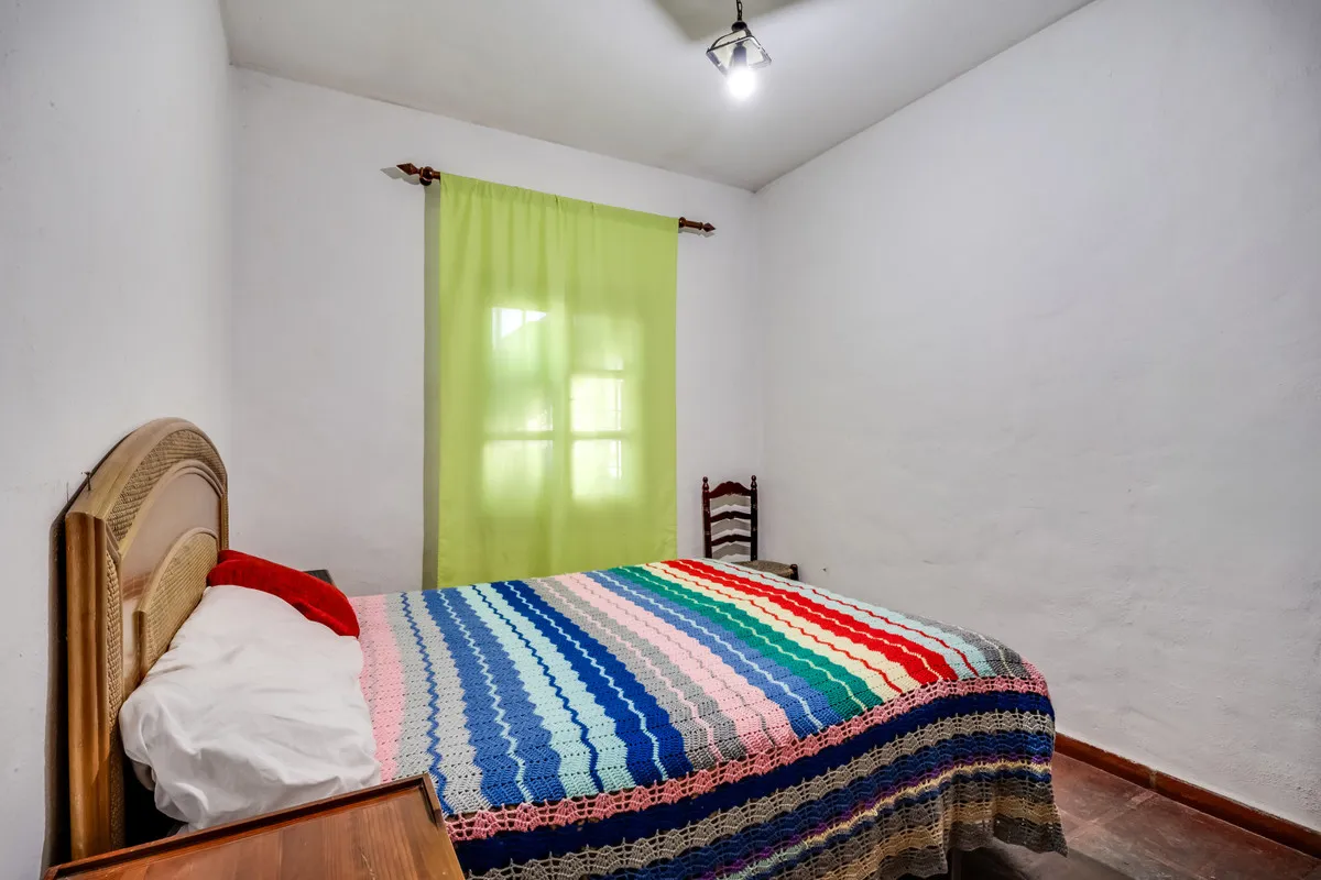 68bd7a40-6f71-4ae7-87c3-d175a1bbee70