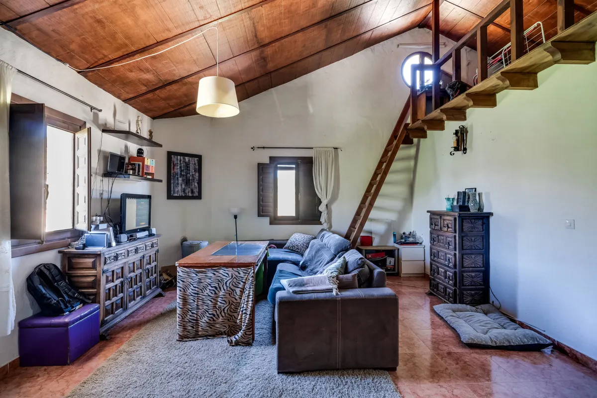 b7df2311-7979-40c6-a1b2-b92ac7539ffb