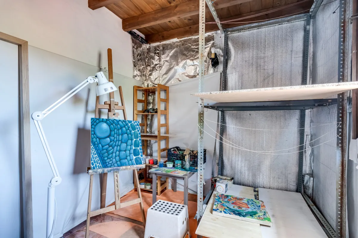 e2b98120-57e4-4b2d-84c9-ef19d24bd791