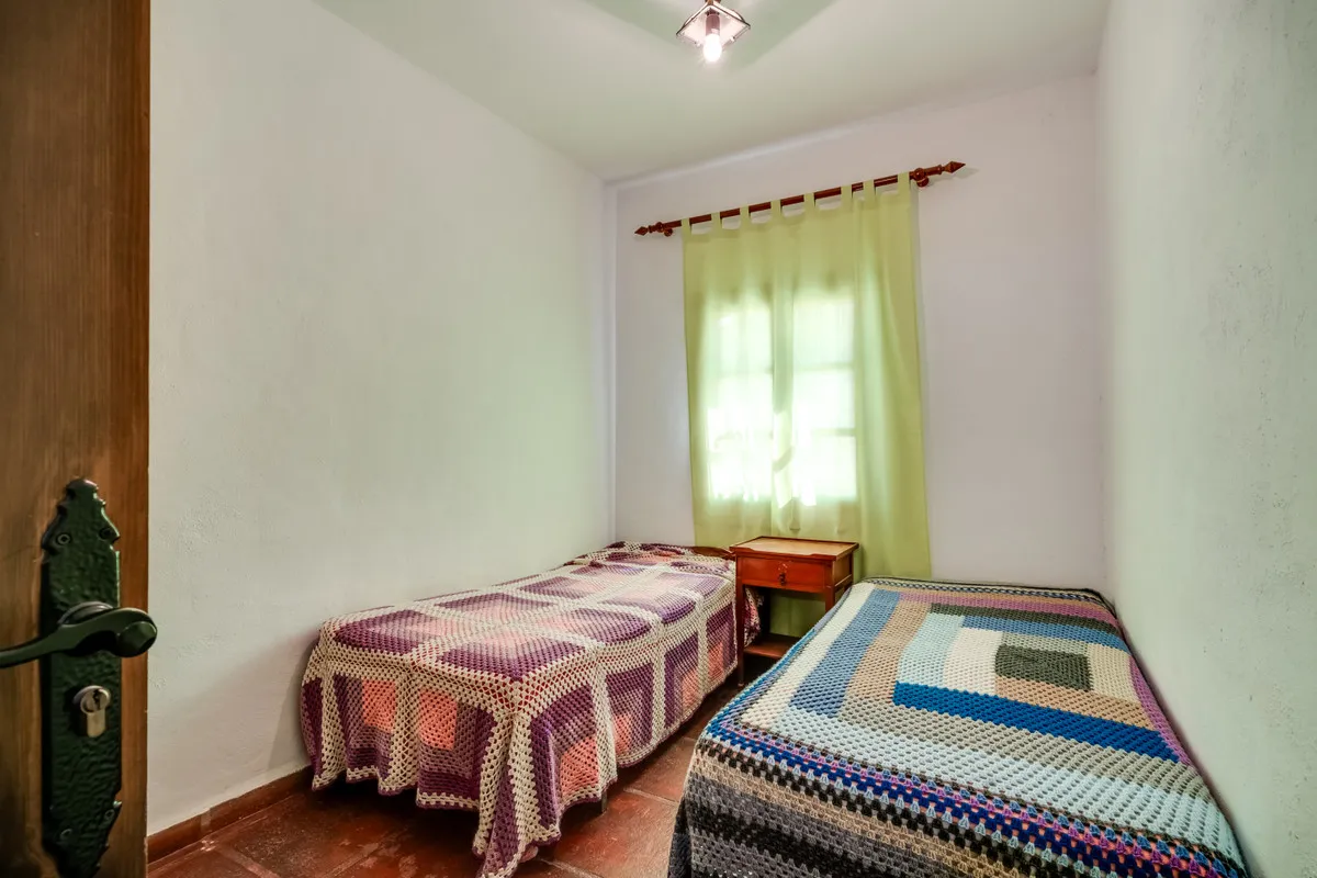 efc09cb9-4c82-4670-8890-08cee5286f73