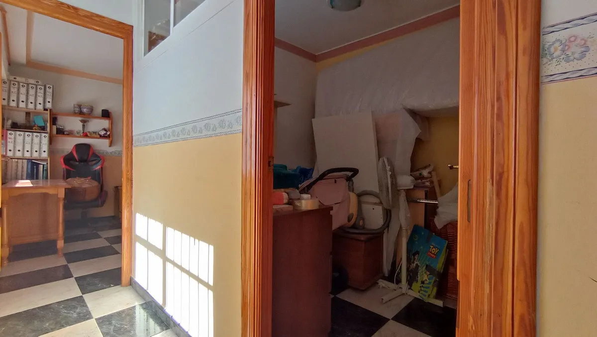 612fe9ec-8dd5-47ac-98e1-43b93c471225