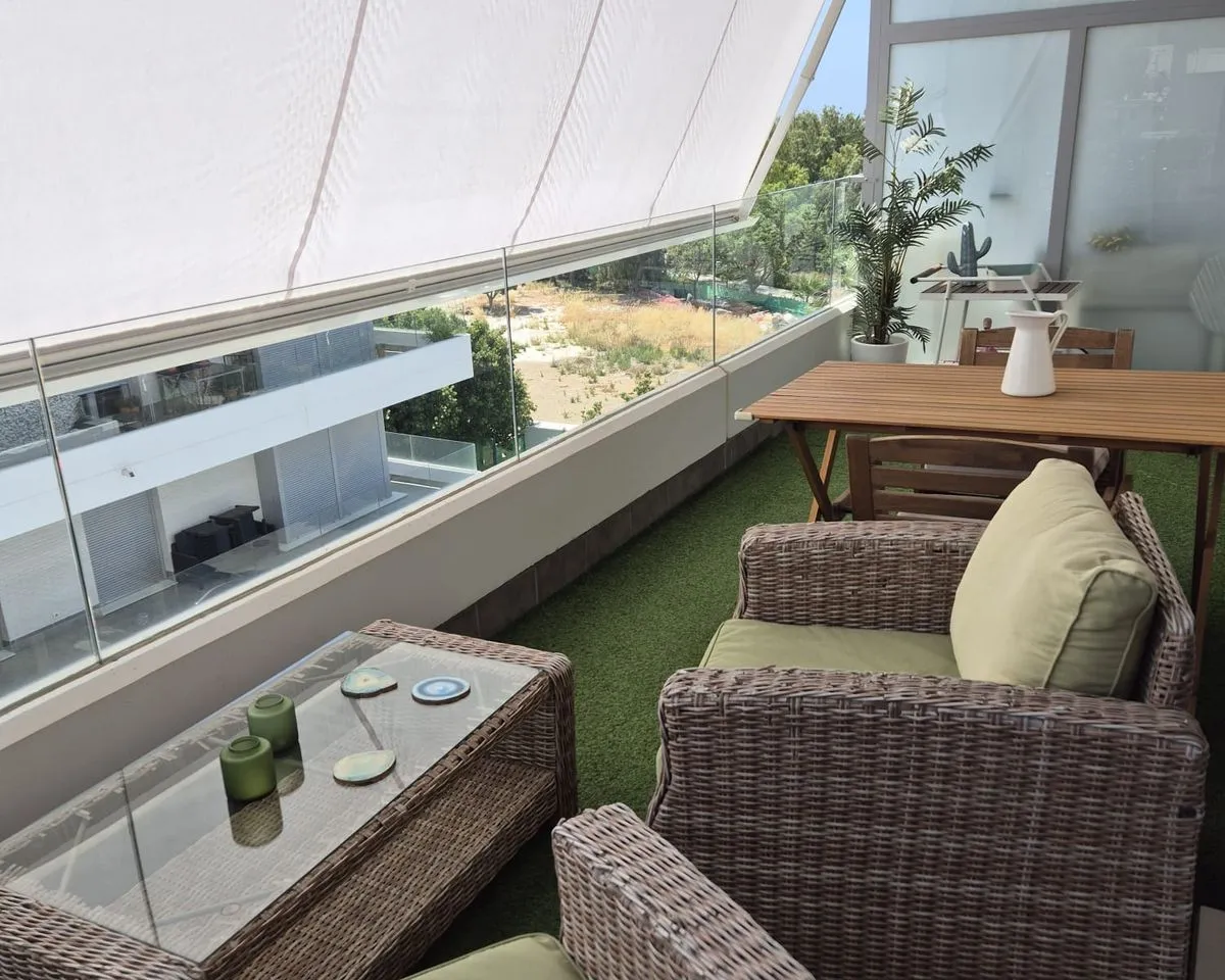 1f61c162-2a90-45af-8721-3c740445b31e