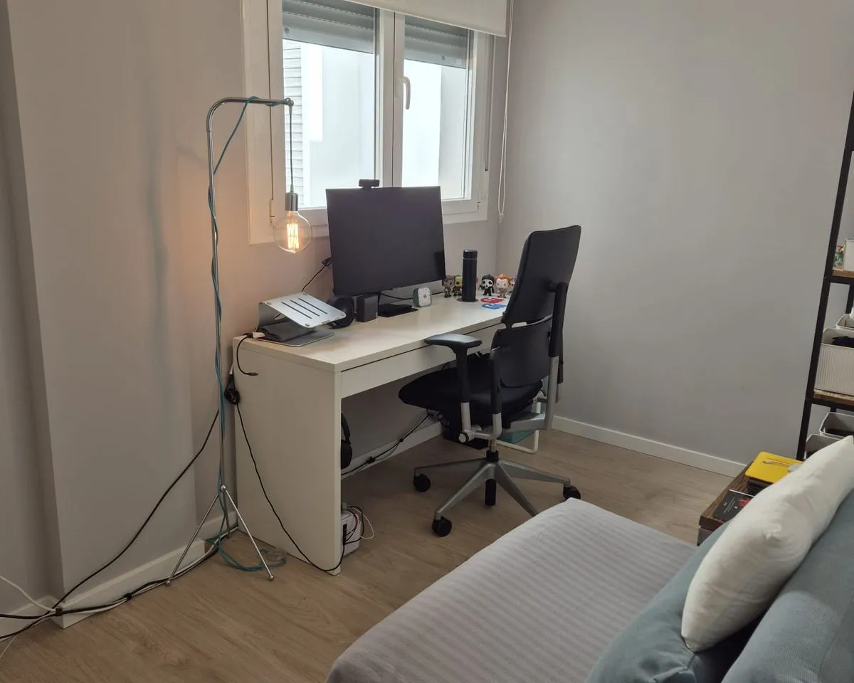 4c0759ee-40f1-4e2f-b8d3-5e3a29f2b5e2