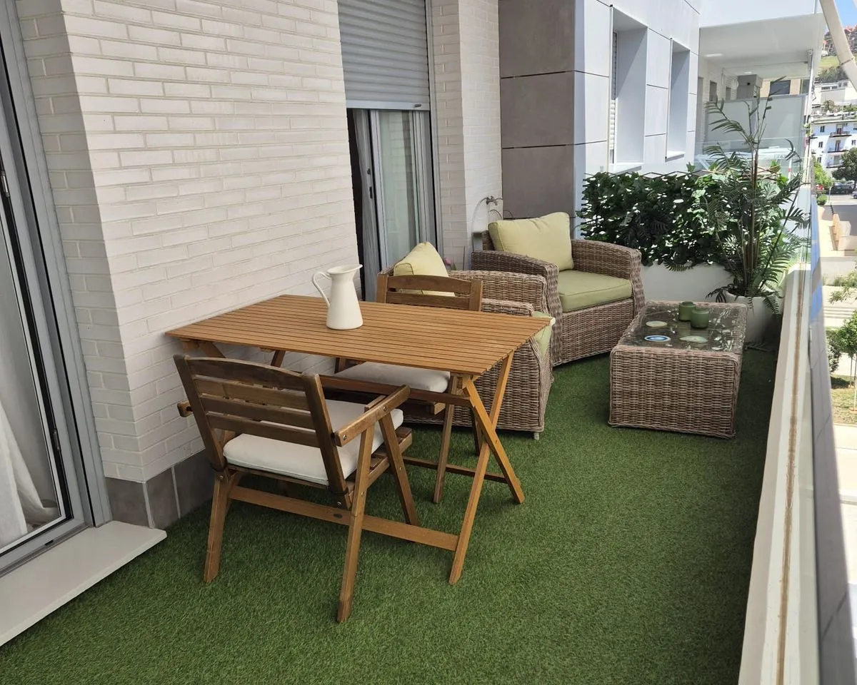 dd9e7352-e77f-41ff-afbf-335cc9cd0ce2