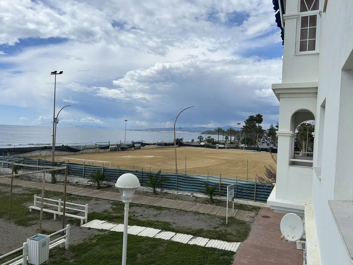 e1055e1a-cb04-479f-8b4c-f571ad7f993e