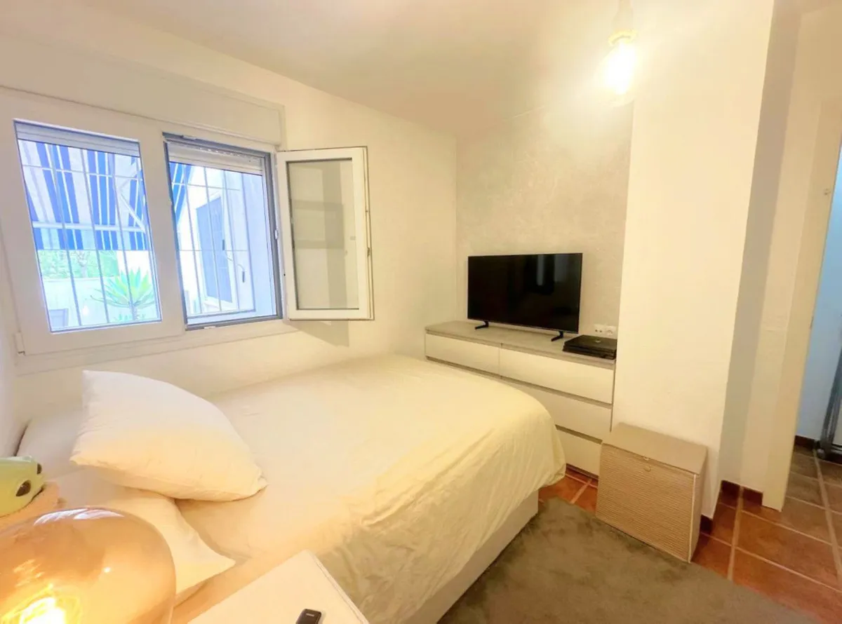 78da0e51-ad9e-49d5-9844-3a797fa146b4