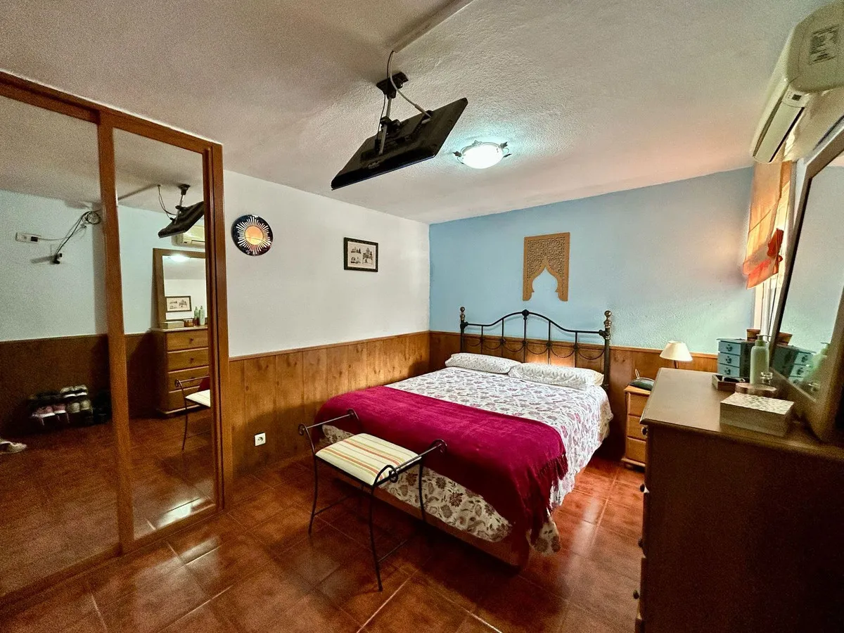 2ef0bd2b-faed-45b2-b752-fc771c1b46c8