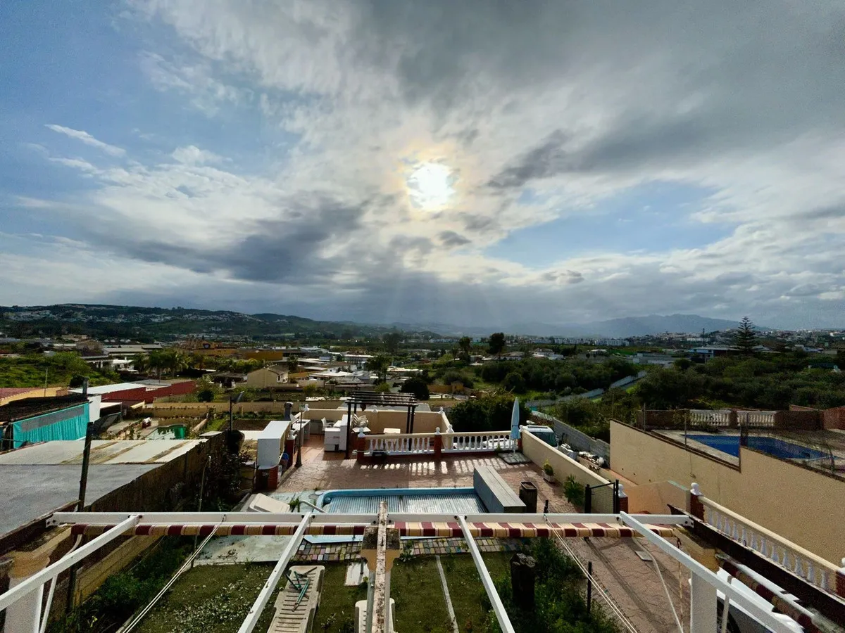 4272b8e7-7edb-42bf-91fe-fa8608278942