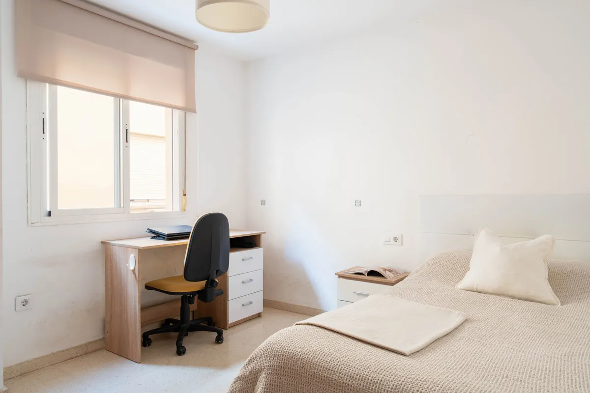 b606f1cb-bf50-4918-9f52-fdb0fe854fdd