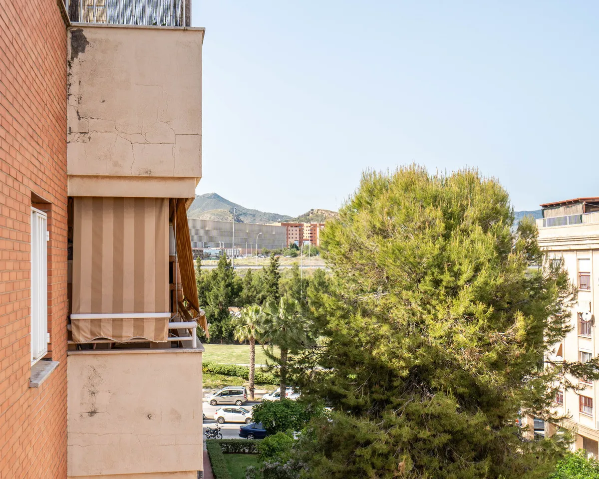 db8dc4c0-247d-4969-82d6-03ee0331477e