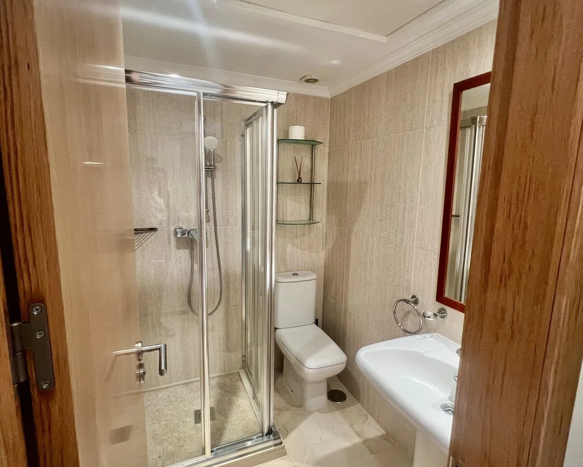 a383e301-9b37-4aa3-a63d-8a1c3c382363