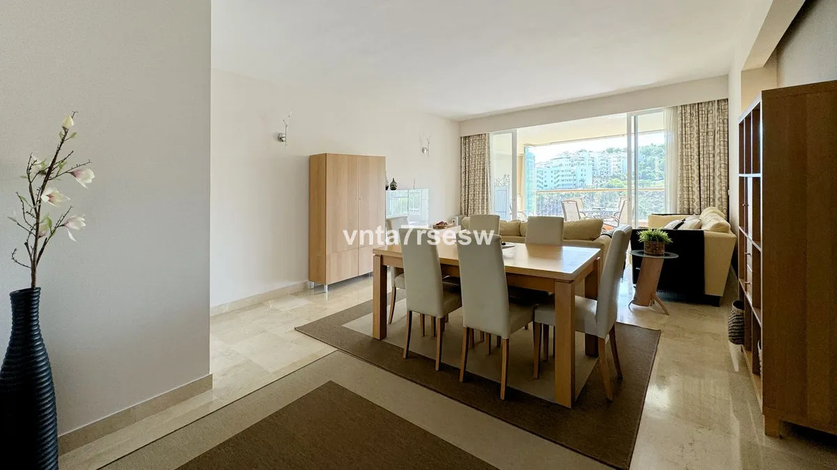 5d8ddd03-a91c-4d3a-8b1b-2ba3d70a7b22