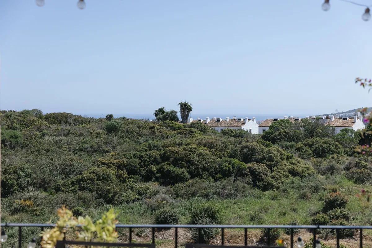 42bed2f5-d668-4b86-930e-9b60b67c890b